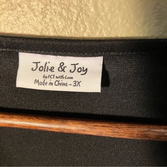 Jolie and Joy by FCT with Love Black Pullover Top with Puff Funzie Sleeves Sz 3X - Picture 3 of 8